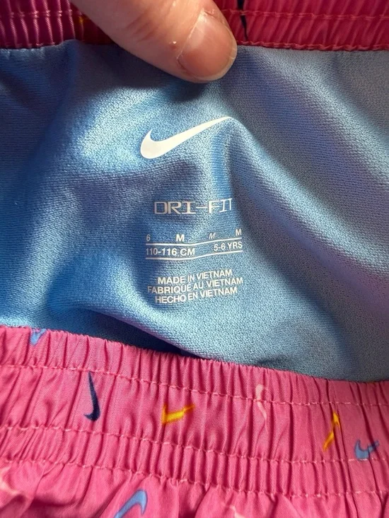 Nike Girls White & Pink "Just Do It!" Short Set - Picture 8 of 9